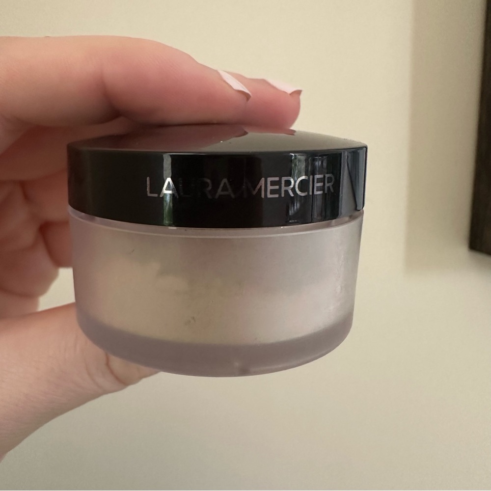 Laura Mercier Translucent Loose Setting Powder